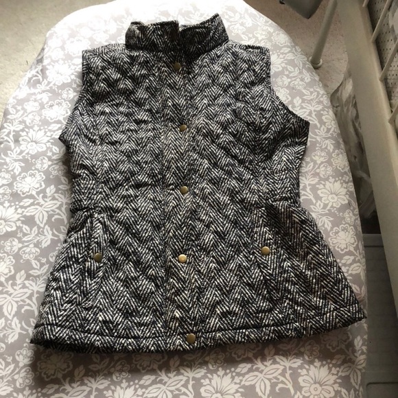 Merona Jackets & Blazers - Women’s Merona houndstooth vest